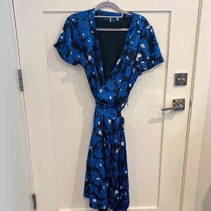 Elegant Blue Floral Wrap Dress